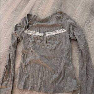 Women's Lace Trim Long Sleeve Top - Gray